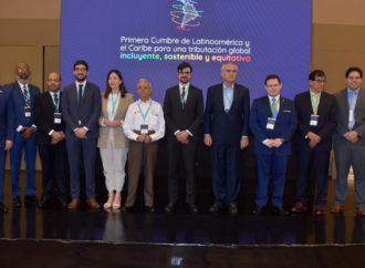 Una nueva plataforma regional para tributación global. 16 paises asisten en Cartagena.