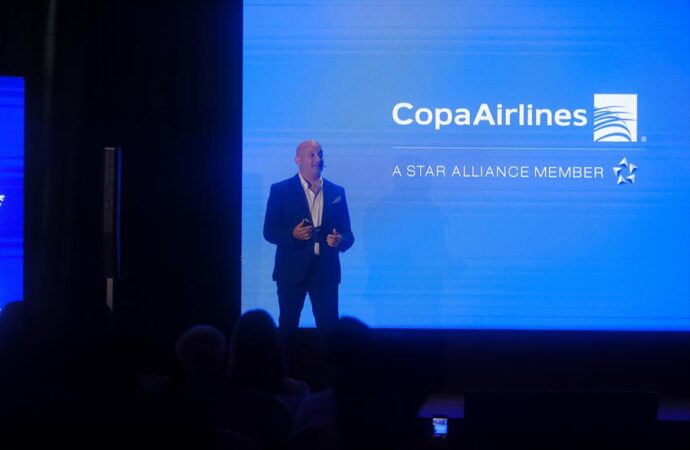 “Ven por ballenas y las bolsas llenas”; Copa airlines Panamá