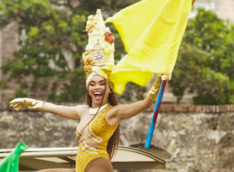 Cartagena; la fiesta de la economía  popular en el tradicional desfile del Bando