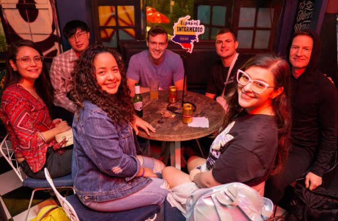 Cartagena se une al fenómeno ‘Gringo Tuesdays’ un evento para practicar idiomas